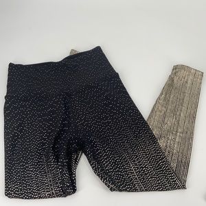 beyond yoga drip dot leggings